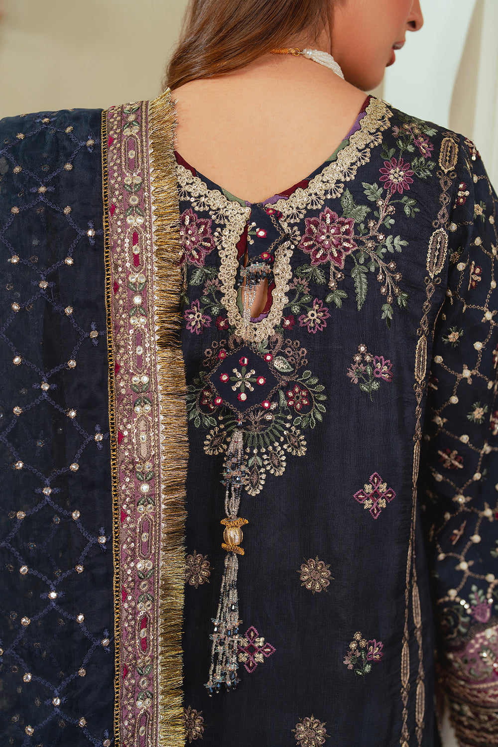 Baroque Chantelle 24 - Embroidered Silk