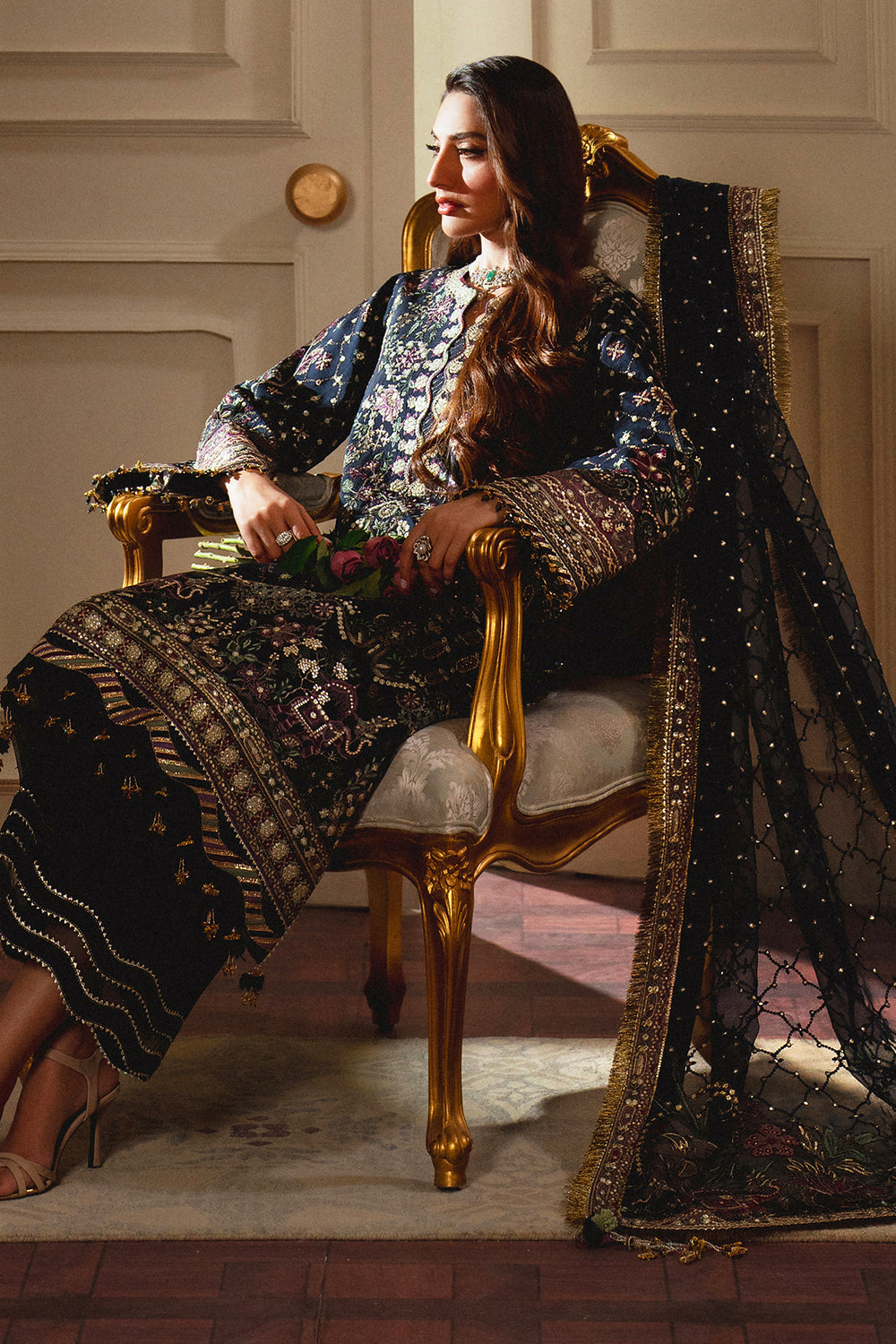 Baroque Chantelle 24 - Embroidered Silk