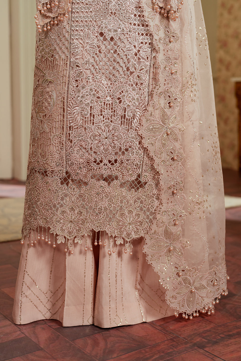 Baroque - Chantelle 24 - Embroidered Organza