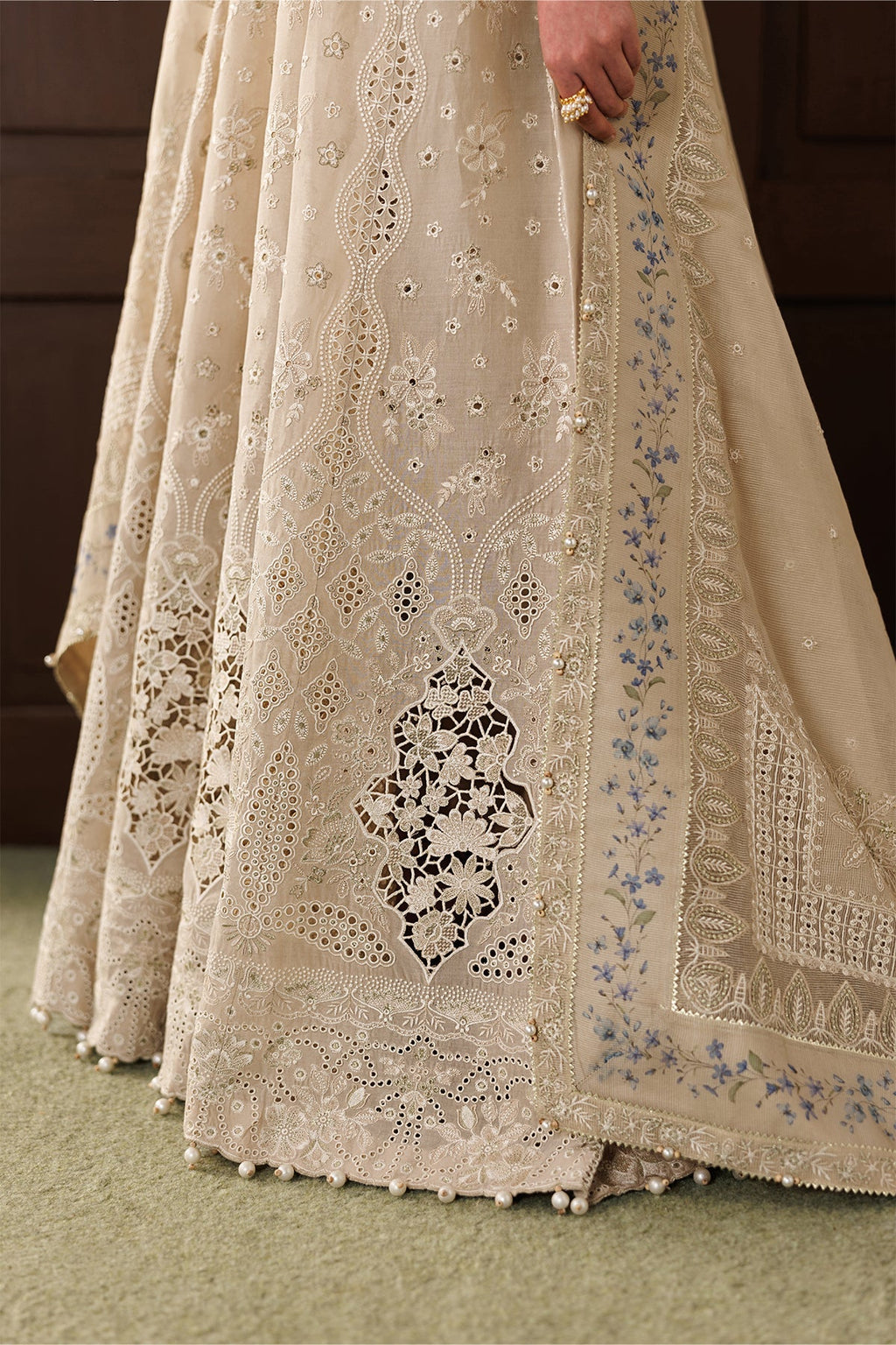 https://cdn.shopify.com/s/files/1/0678/9306/7990/files/90_ab339ab4-ed0b-4d60-ba8b-ae86bd941e5d.jpg?v=1770892251