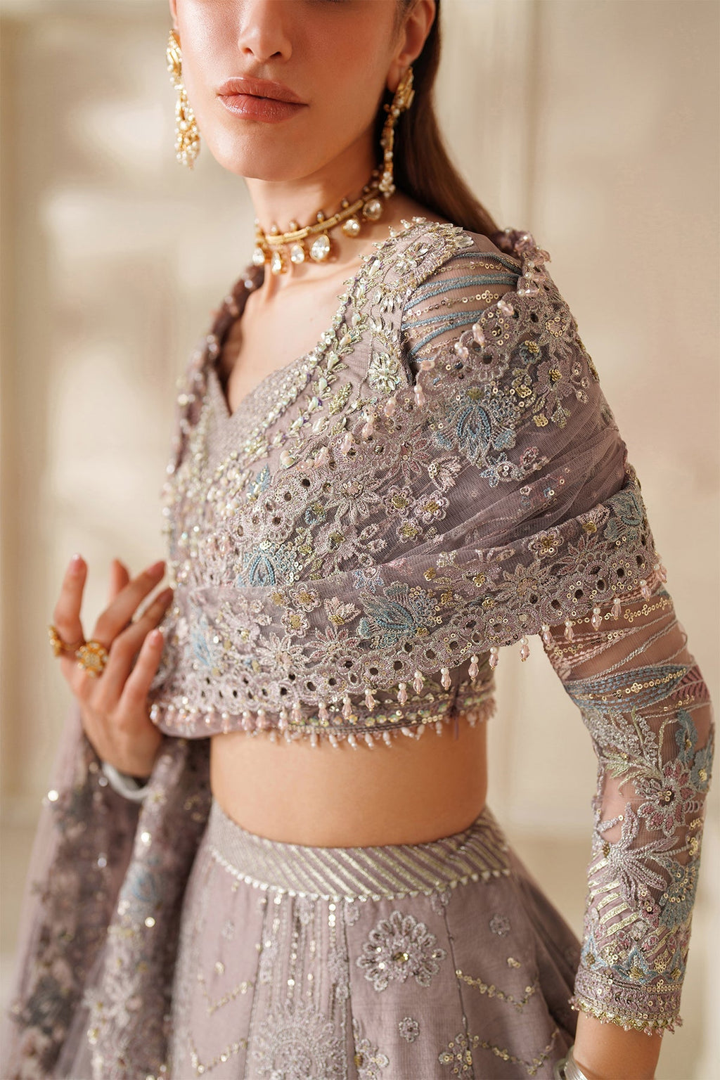 EMBROIDERED NET CH14-04 STITCHED