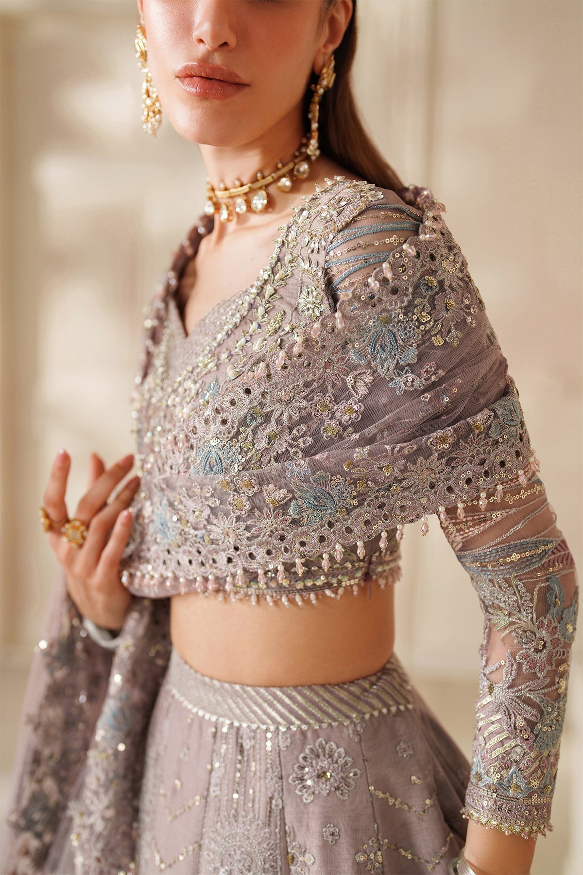 EMBROIDERED NET CH14-04 STITCHED