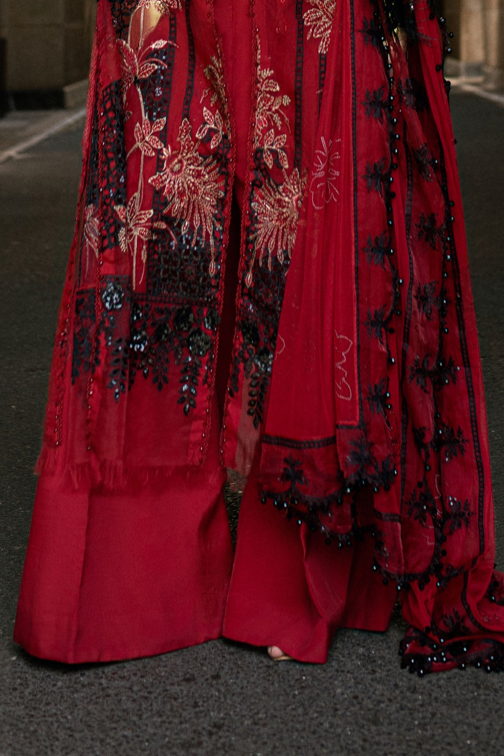 3 Piece Unstitched Embroidered Organza Suit