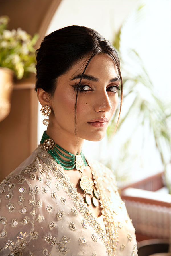 Soraya - Lumene Festive 24 - Miel